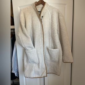 SALE Orvis Cocoon Sherpa Coat Women’s L